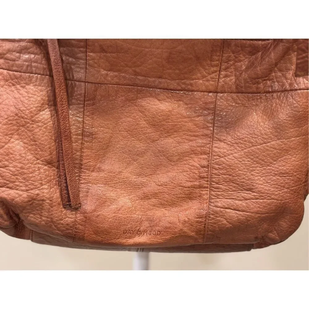Day & Mood Women's Esther Leather Hobo Crossbody Bag Brown - Picture 3 of 8